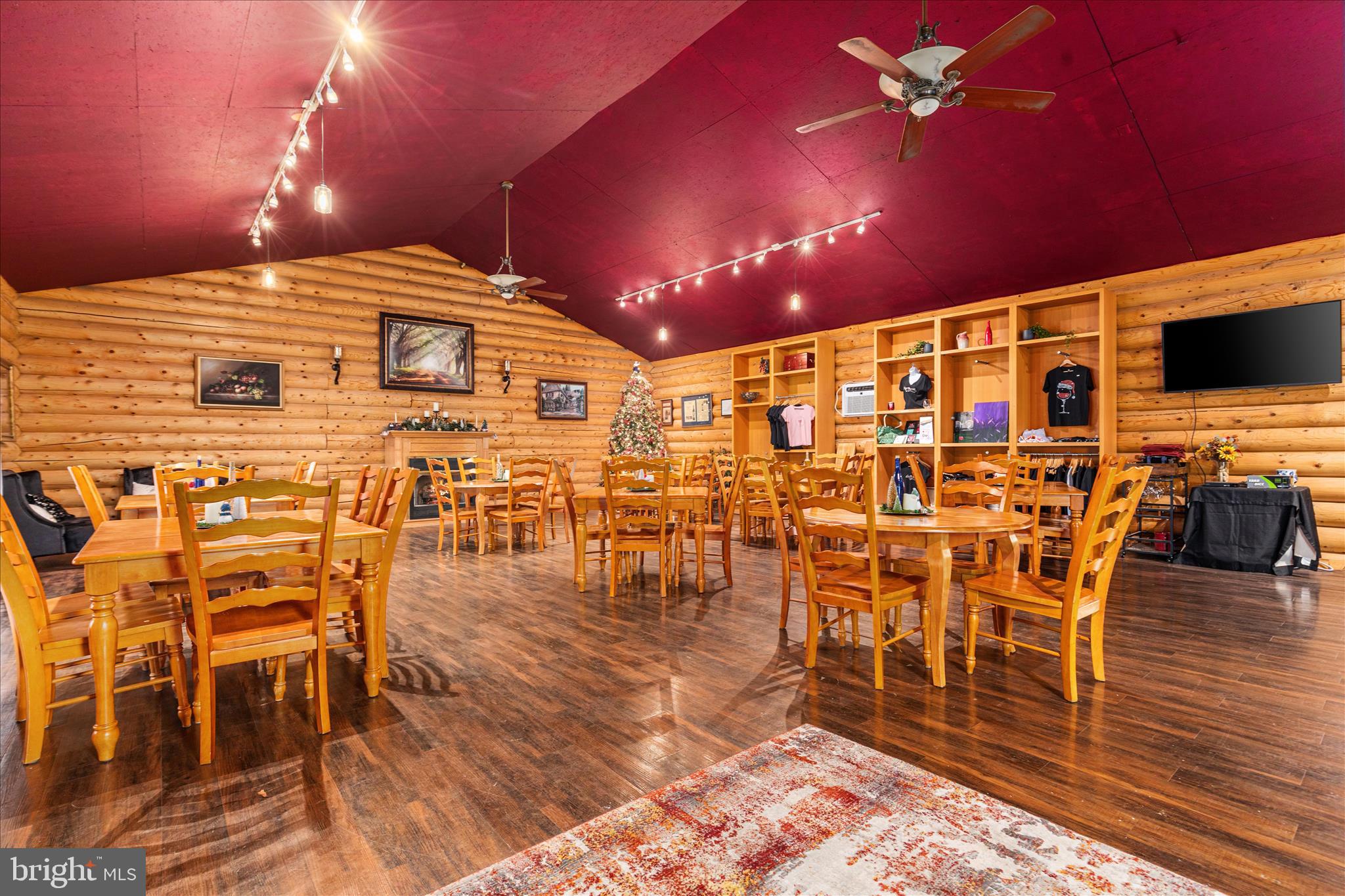 43301 Spinks Ferry Road Leesburg, VA 20176 - Photo 10 of 102 2E7A6094_43301 Spinks Ferry Rd - Absolute Altitude