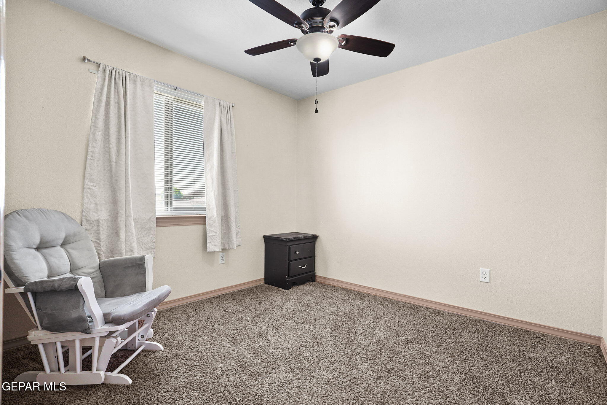 3152 Rustic Hidden Drive El Paso, TX 79938 - Photo 24 of 38 a view of workspace and window