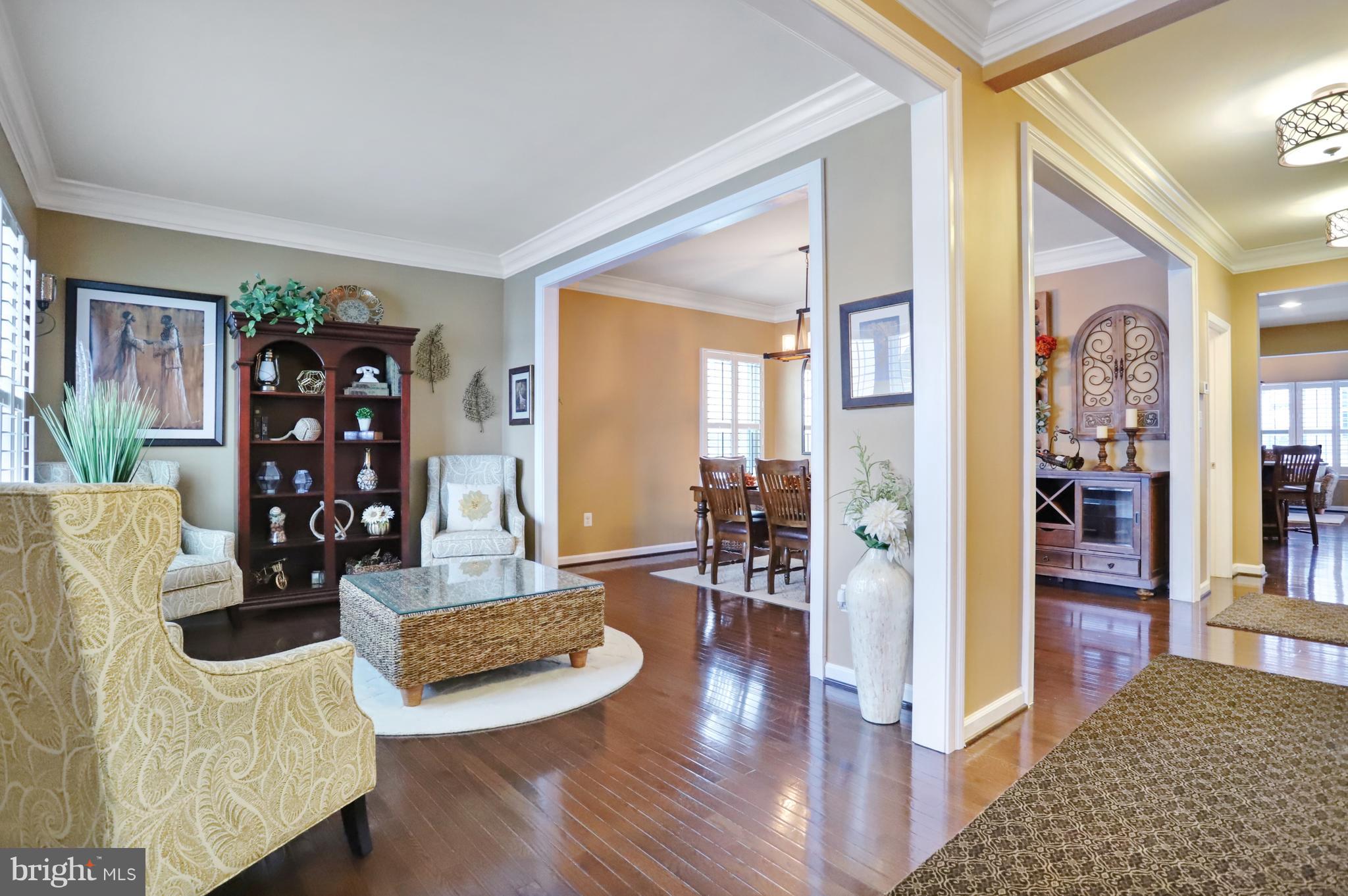 164 Mountain Laurel Boulevard Ranson, WV 25438 - Photo 4 of 51 Sitting/Living room upon entering