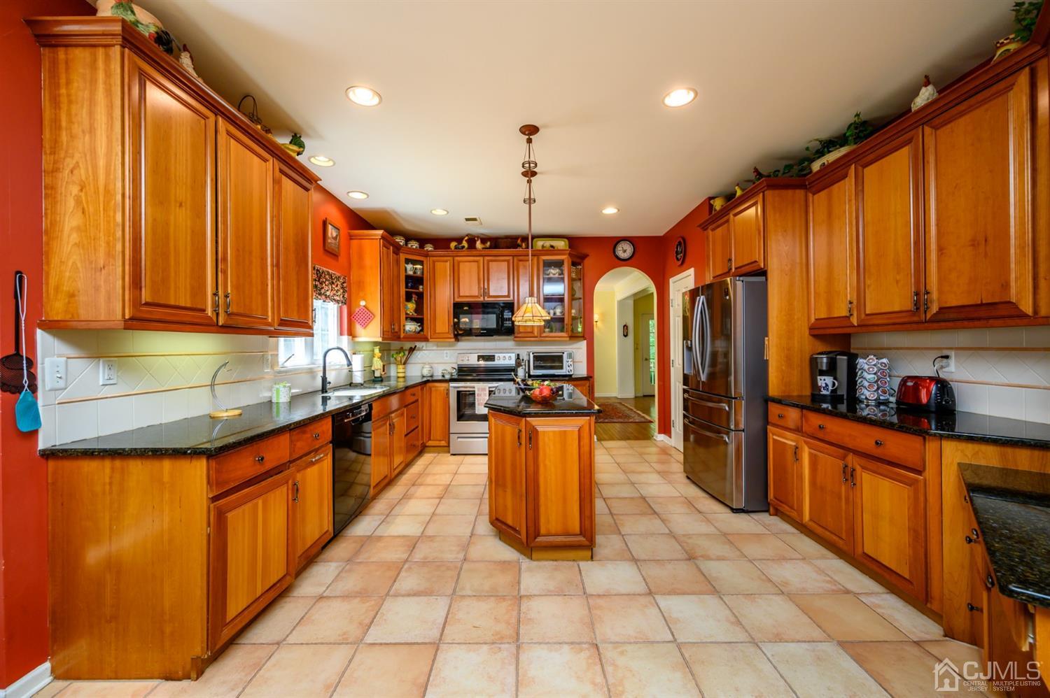 65 Savannah Road Jackson, NJ 08527 - Photo 14 of 60 Gallery Image 14
