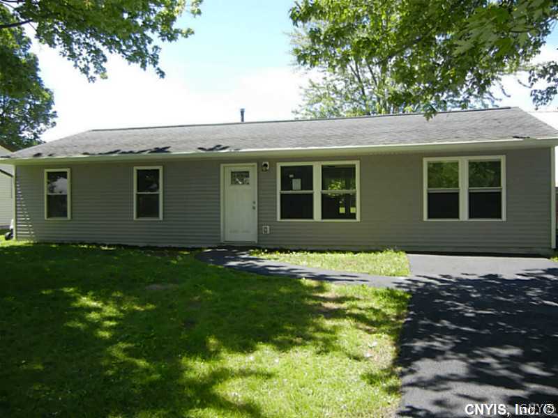 7875 Rinaldo Boulevard West Cicero, NY 13030 - Photo 1 of 1 Exterior Front.