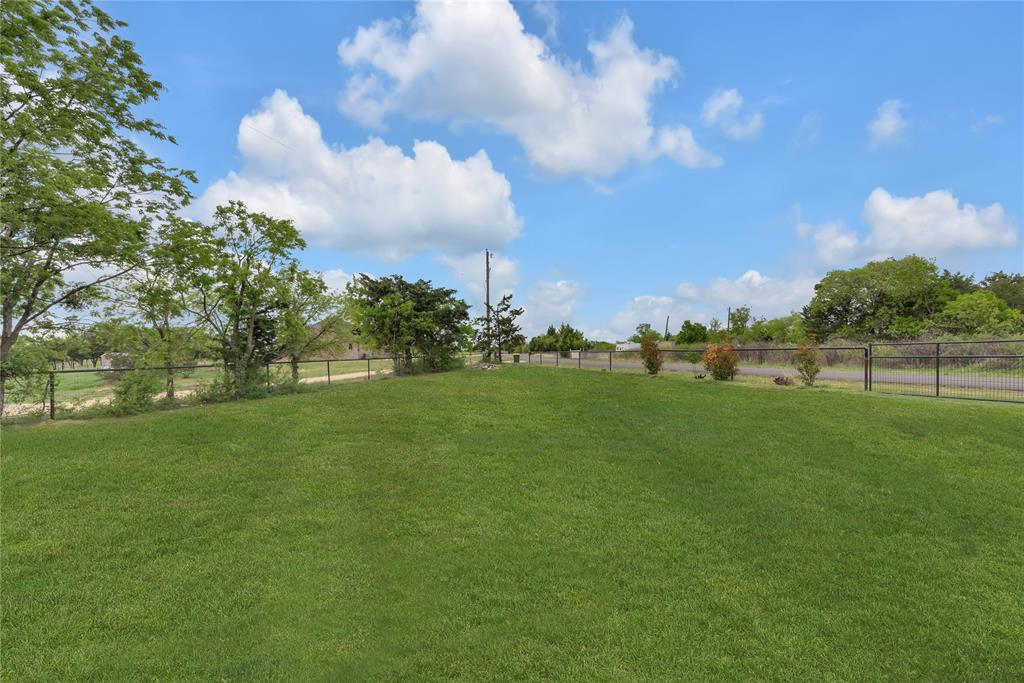 2321 County Road 2360 Decatur, TX 76234 - Photo 25 of 30