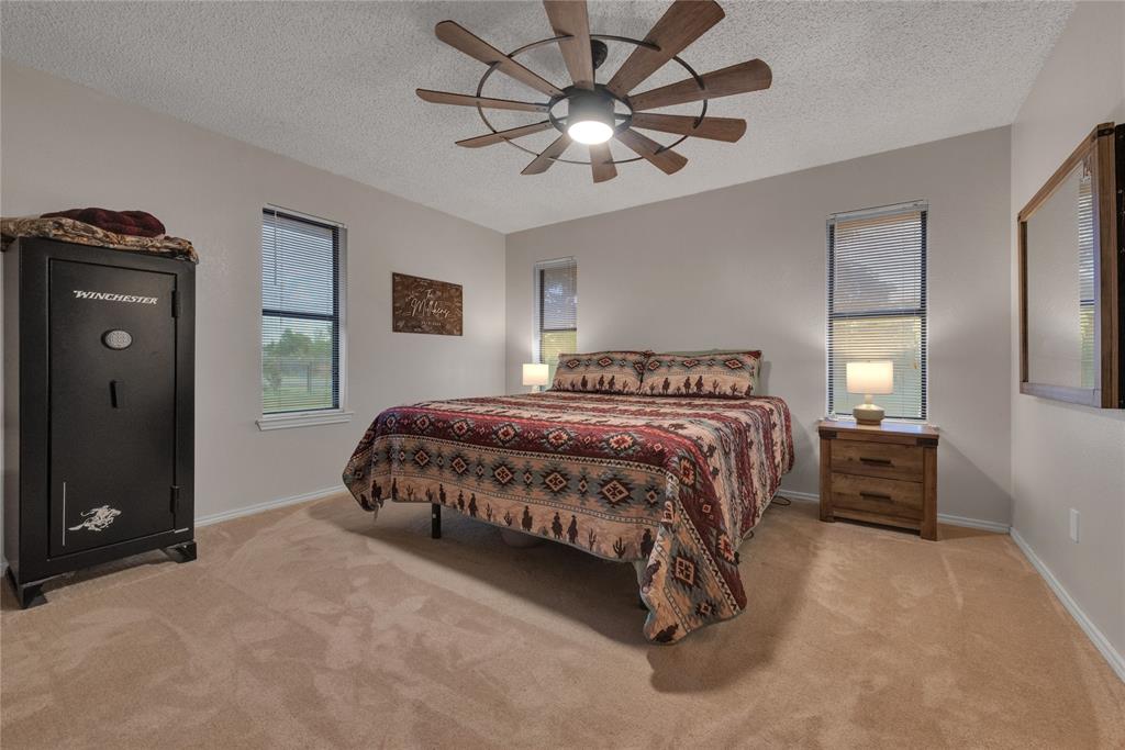 2321 County Road 2360 Decatur, TX 76234 - Photo 7 of 30