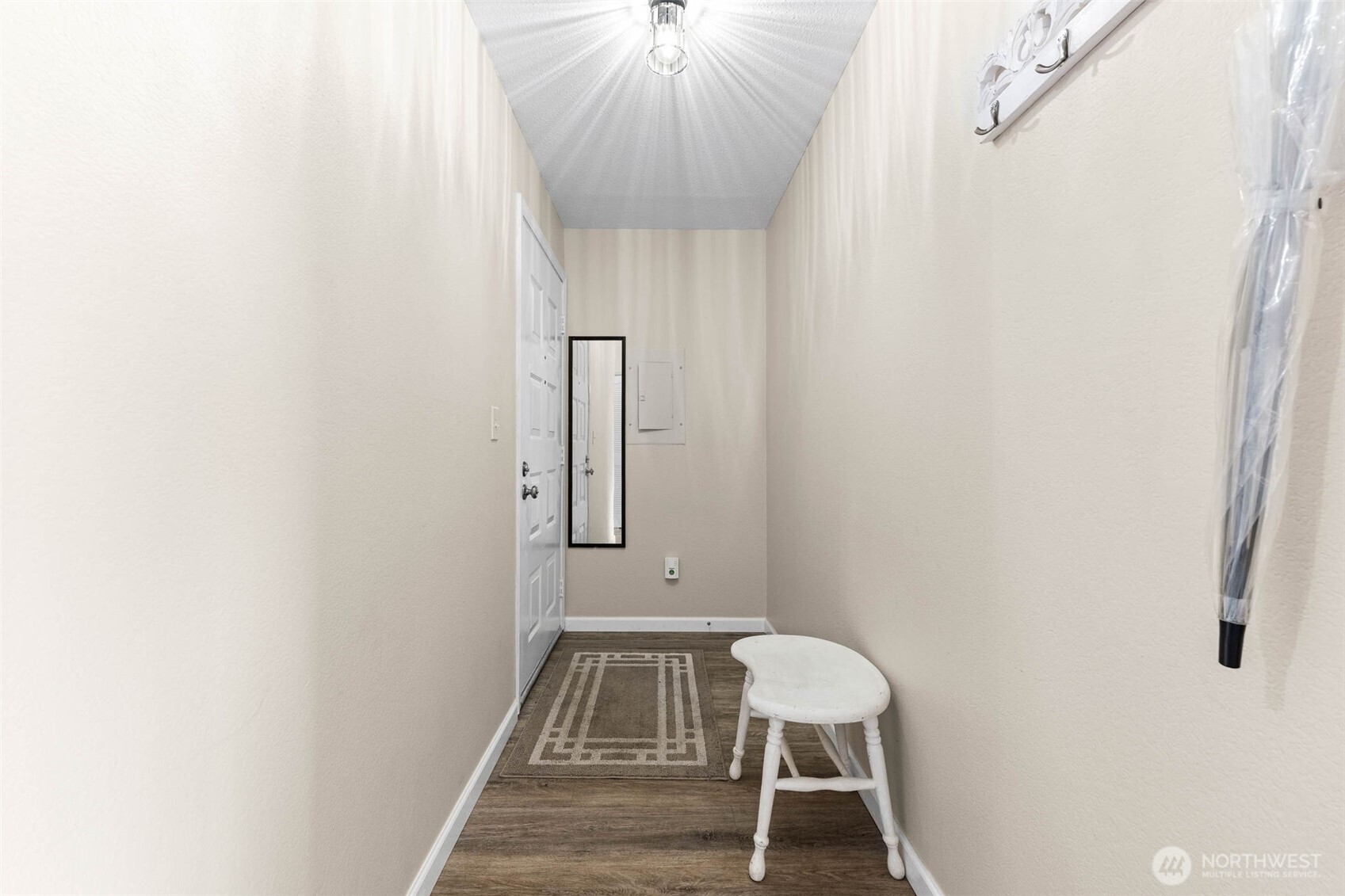 1002 South 312th Street, Unit 114 Federal Way, WA 98003 - Photo 20 of 39 a view of a room with a table and a chair