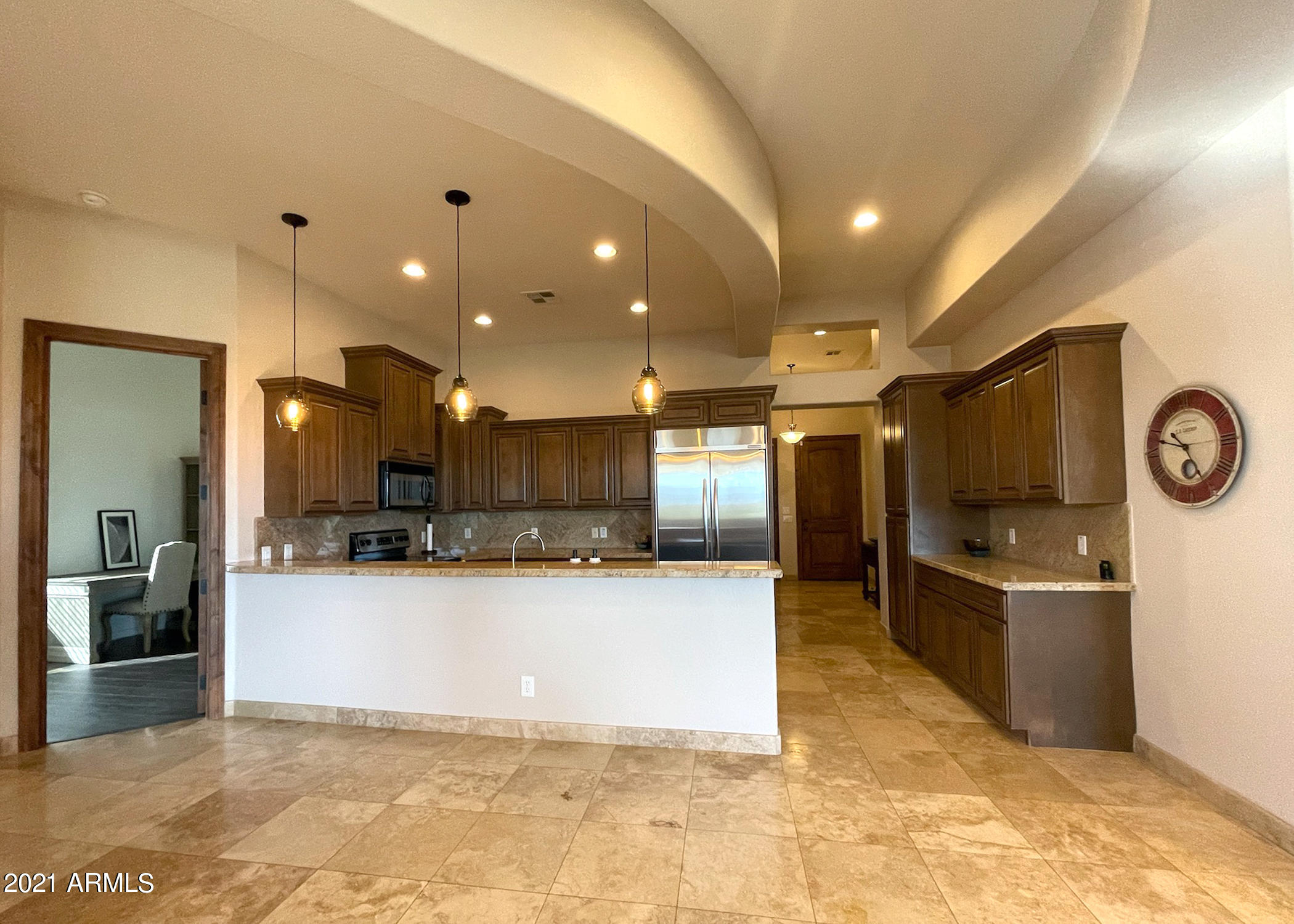 9726 North 3rd Drive Phoenix, AZ 85021 - Photo 7 of 35 Full Kitchen View