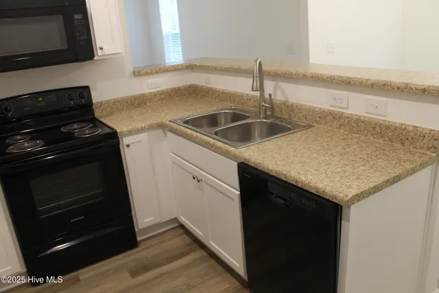 $179,900 | 301 East Goodman Street, Fair Bluff, NC 28439