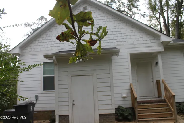 $179,900 | 301 East Goodman Street, Fair Bluff, NC 28439