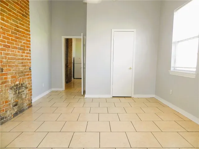 $1,400 | 2636 Palmyra Street, New Orleans, LA 70119