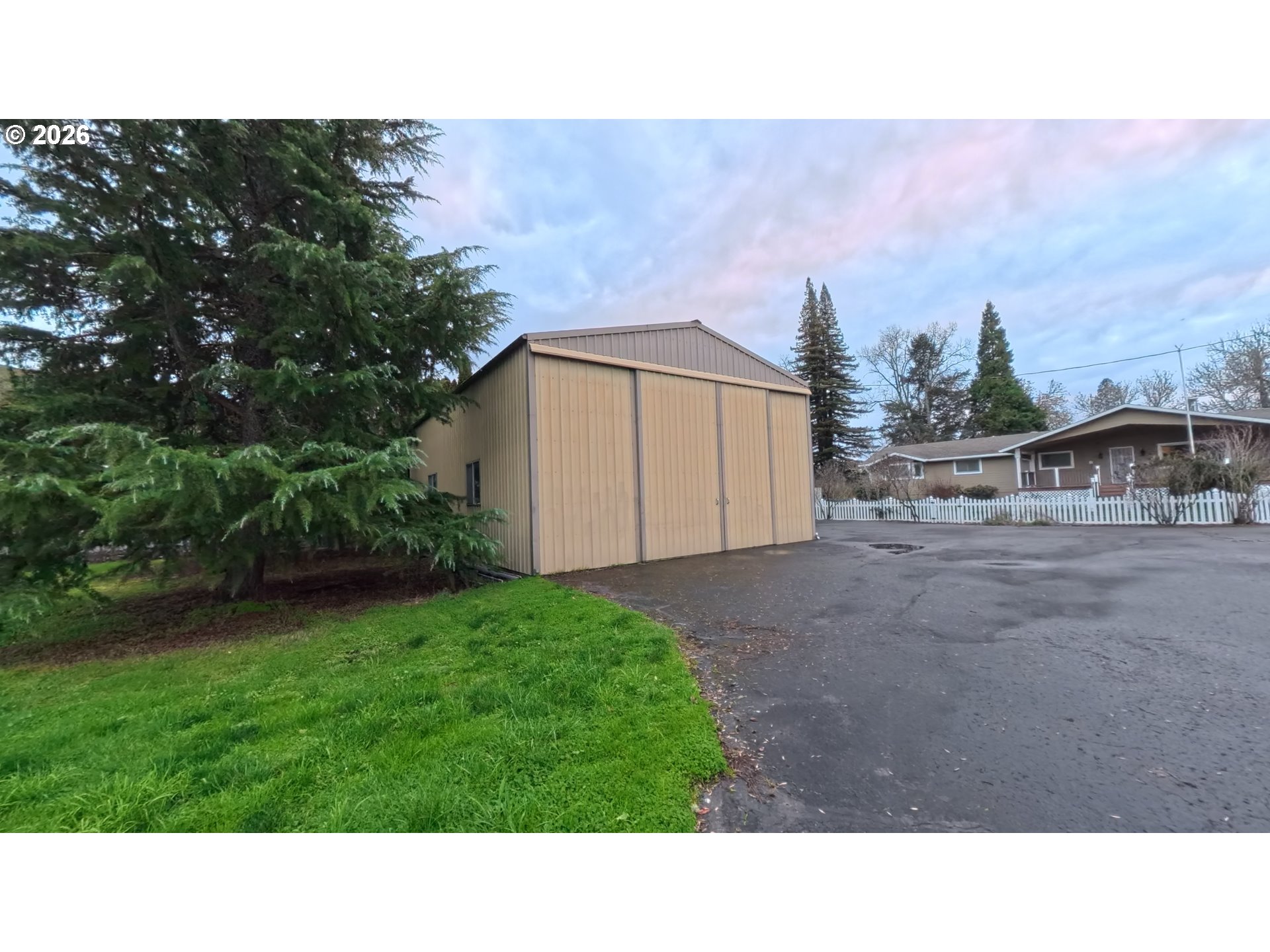1732 Del Rio Road Roseburg, OR 97471 - Photo 28 of 39 a black and white photo of a house