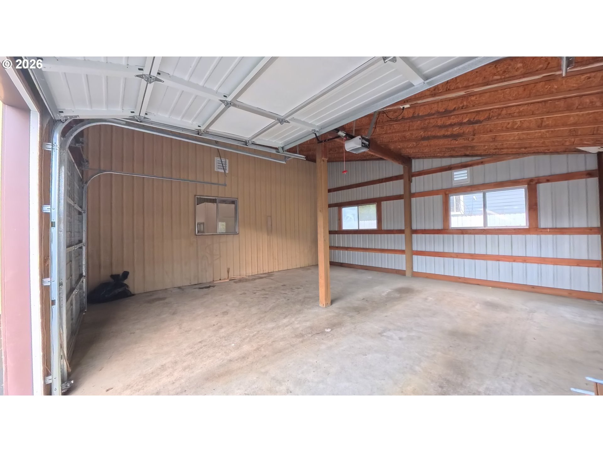 1732 Del Rio Road Roseburg, OR 97471 - Photo 32 of 39 a black and white photo of a living room