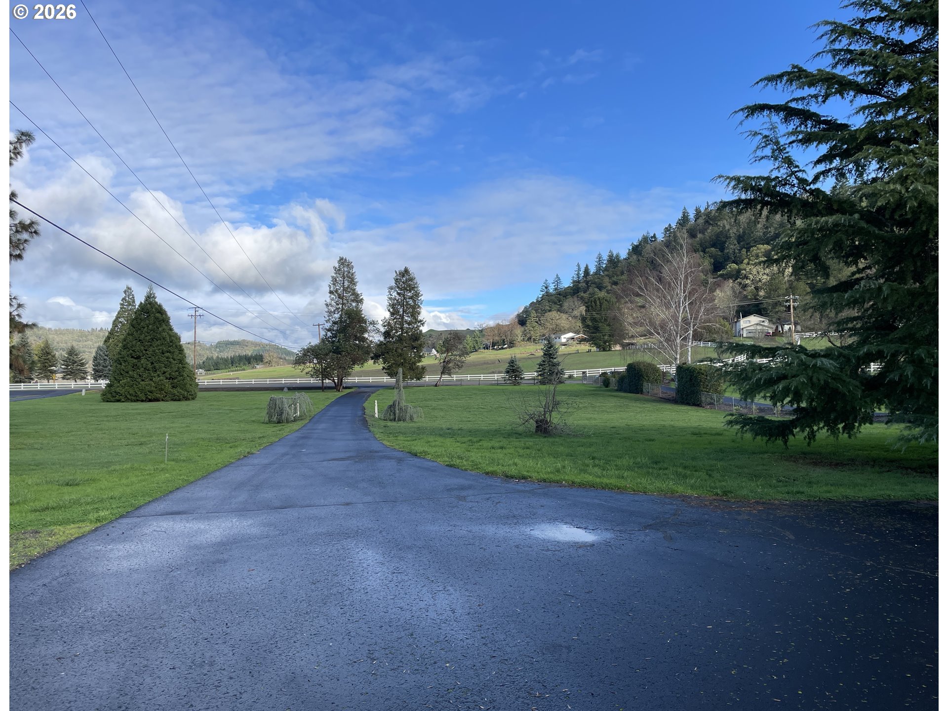 1732 Del Rio Road Roseburg, OR 97471 - Photo 33 of 39 a view of a park