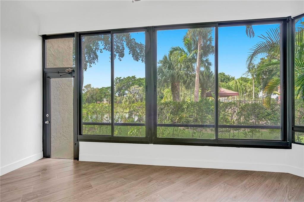 7484 La Paz Boulevard, Unit 101 Boca Raton, FL 33433 - Photo 11 of 46