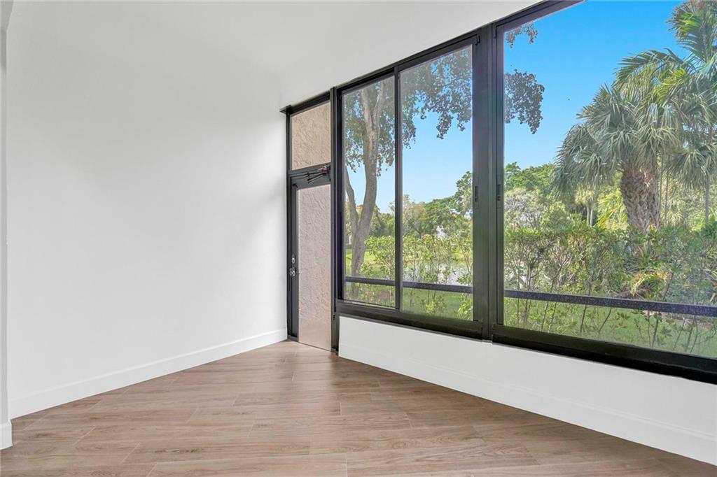 7484 La Paz Boulevard, Unit 101 Boca Raton, FL 33433 - Photo 12 of 46