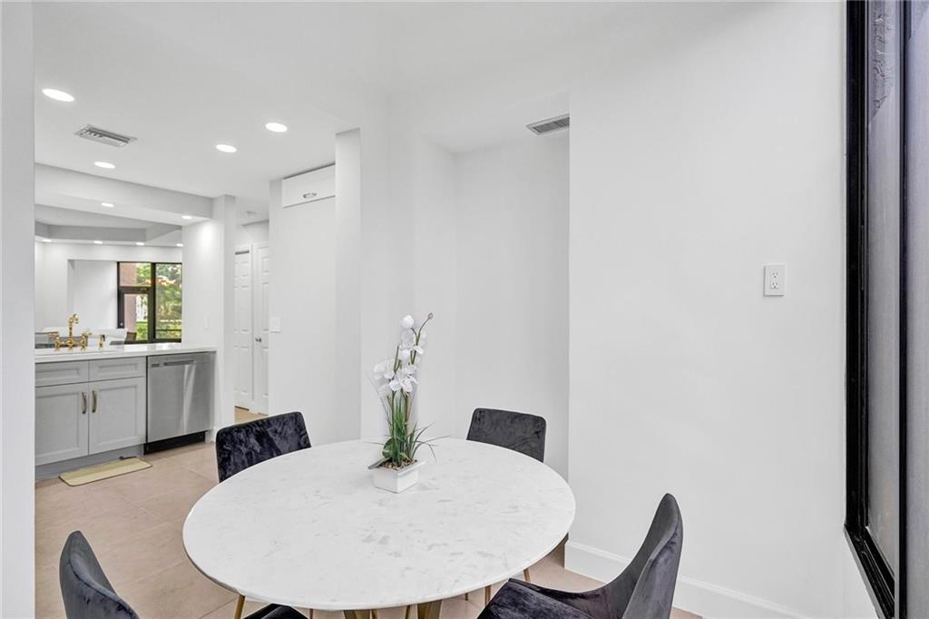 7484 La Paz Boulevard, Unit 101 Boca Raton, FL 33433 - Photo 19 of 46