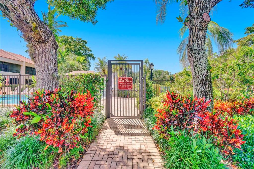 7484 La Paz Boulevard, Unit 101 Boca Raton, FL 33433 - Photo 5 of 46