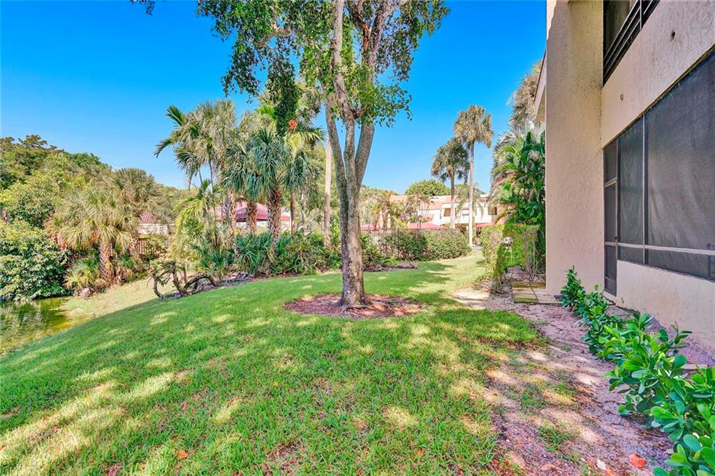 7484 La Paz Boulevard, Unit 101 Boca Raton, FL 33433 - Photo 7 of 46