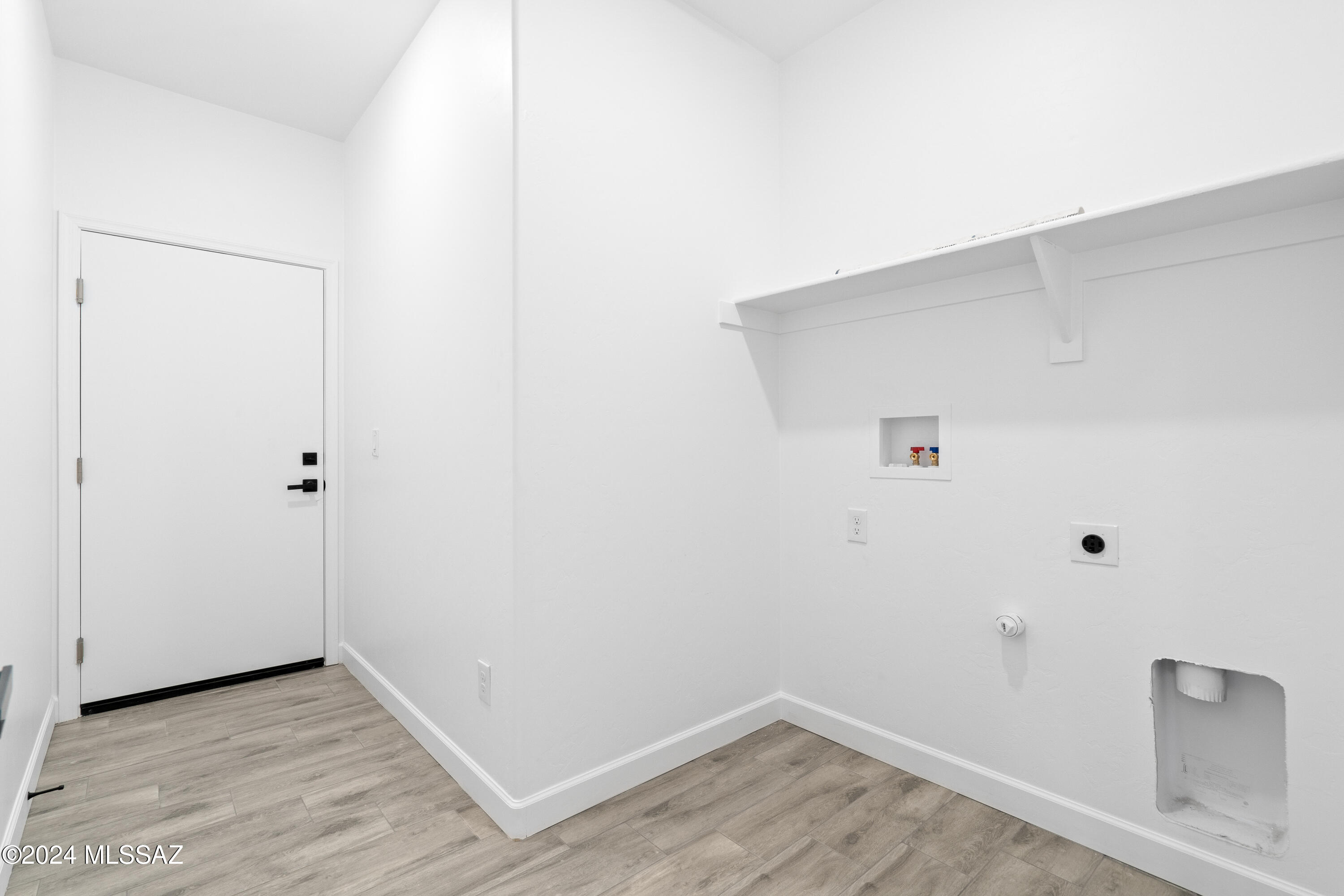 1874 Circulo Colombia Rio Rico, AZ 85648 - Photo 21 of 31 a view of small space
