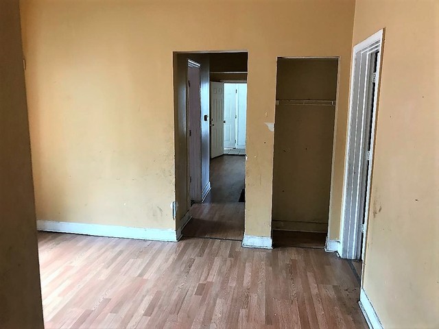 111 West 70th Street Chicago, IL 60621 - Photo 11 of 21