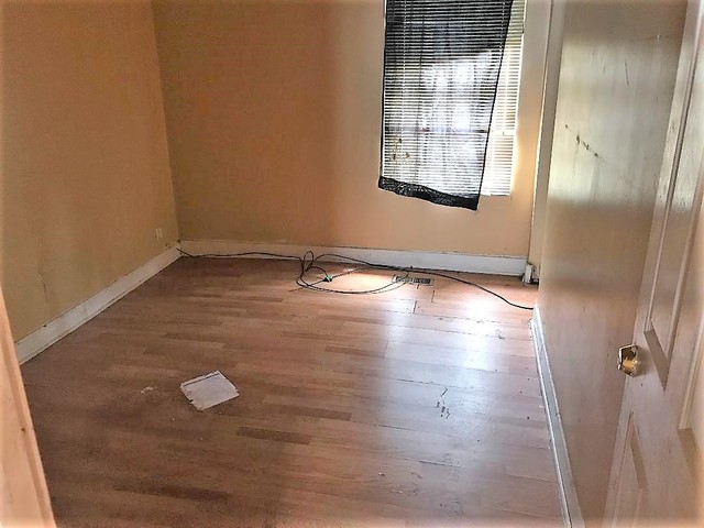 111 West 70th Street Chicago, IL 60621 - Photo 10 of 21