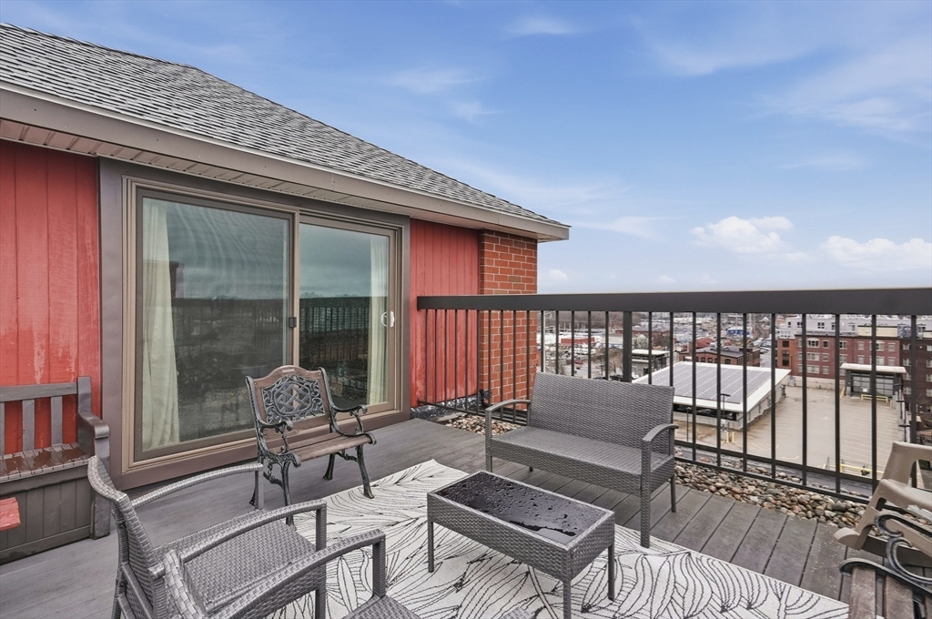 60 Rantoul Street, Unit 708N Beverly, MA 01915 - Photo 19 of 32