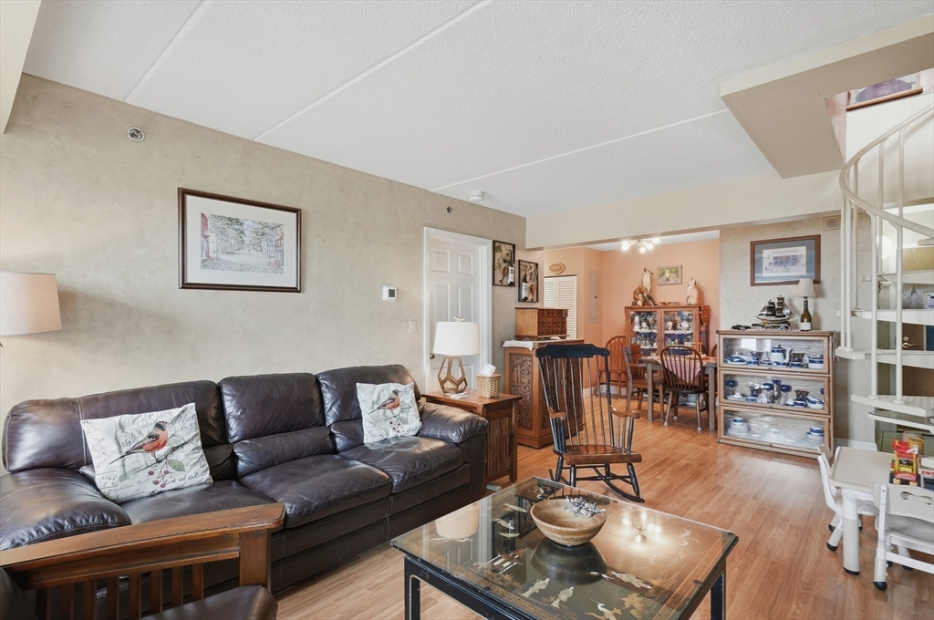 60 Rantoul Street, Unit 708N Beverly, MA 01915 - Photo 2 of 32