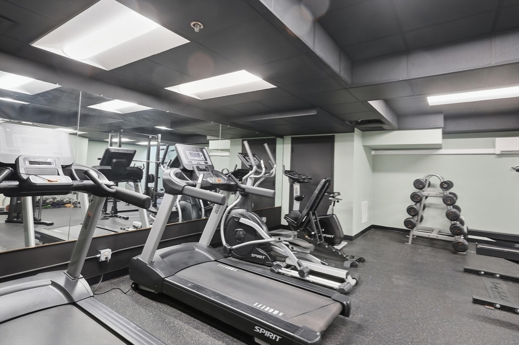 60 Rantoul Street, Unit 708N Beverly, MA 01915 - Photo 21 of 32