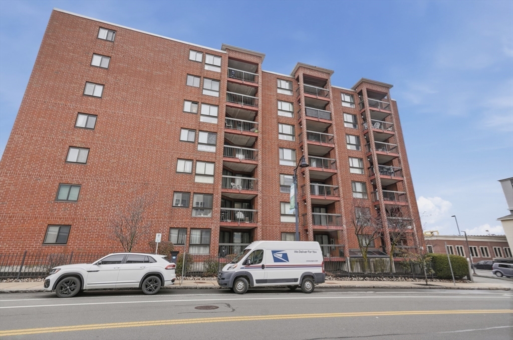 60 Rantoul Street, Unit 708N Beverly, MA 01915 - Photo 27 of 32