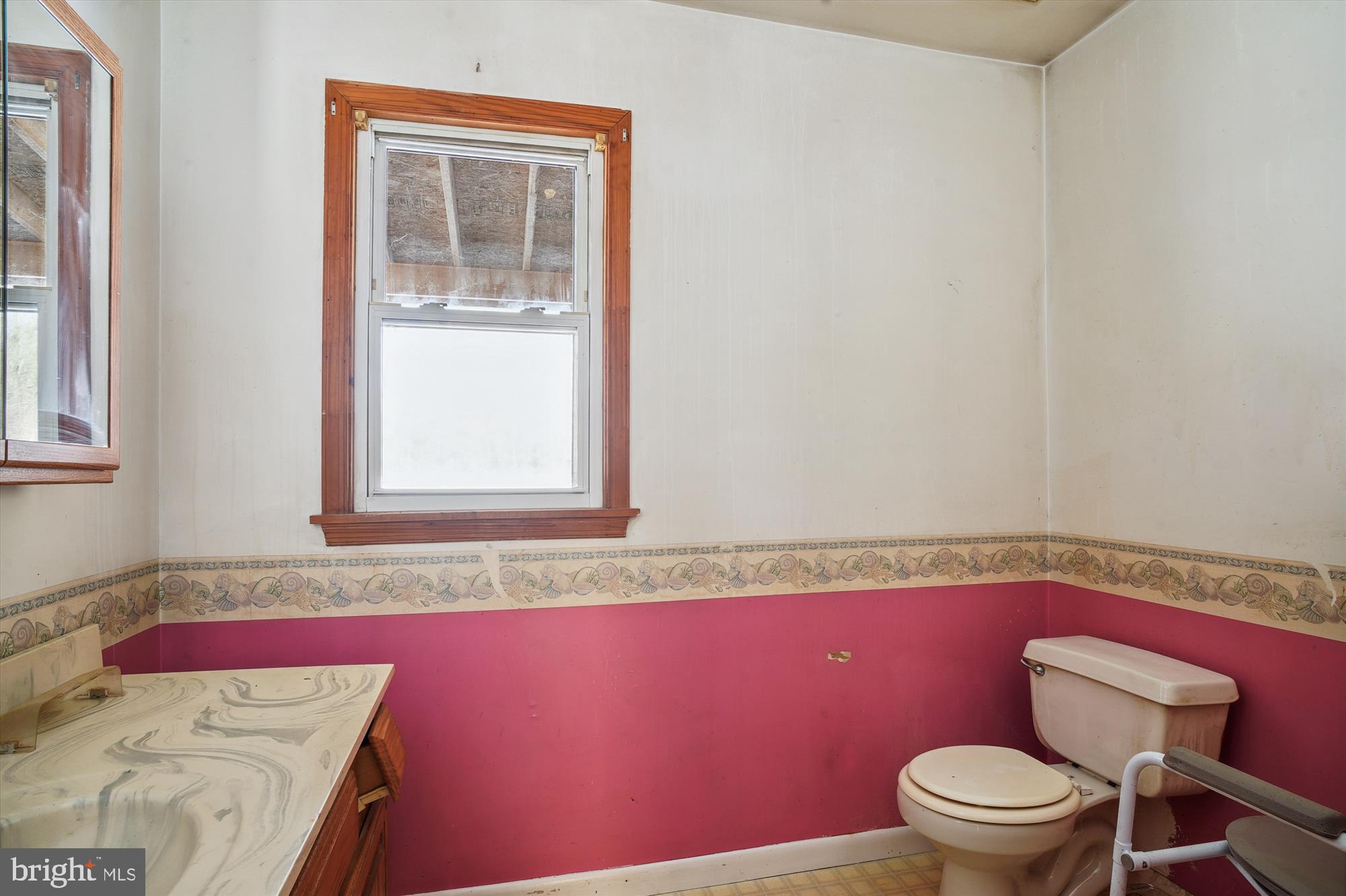 235 Bryce Road Queenstown, MD 21658 - Photo 6 of 22 second bath