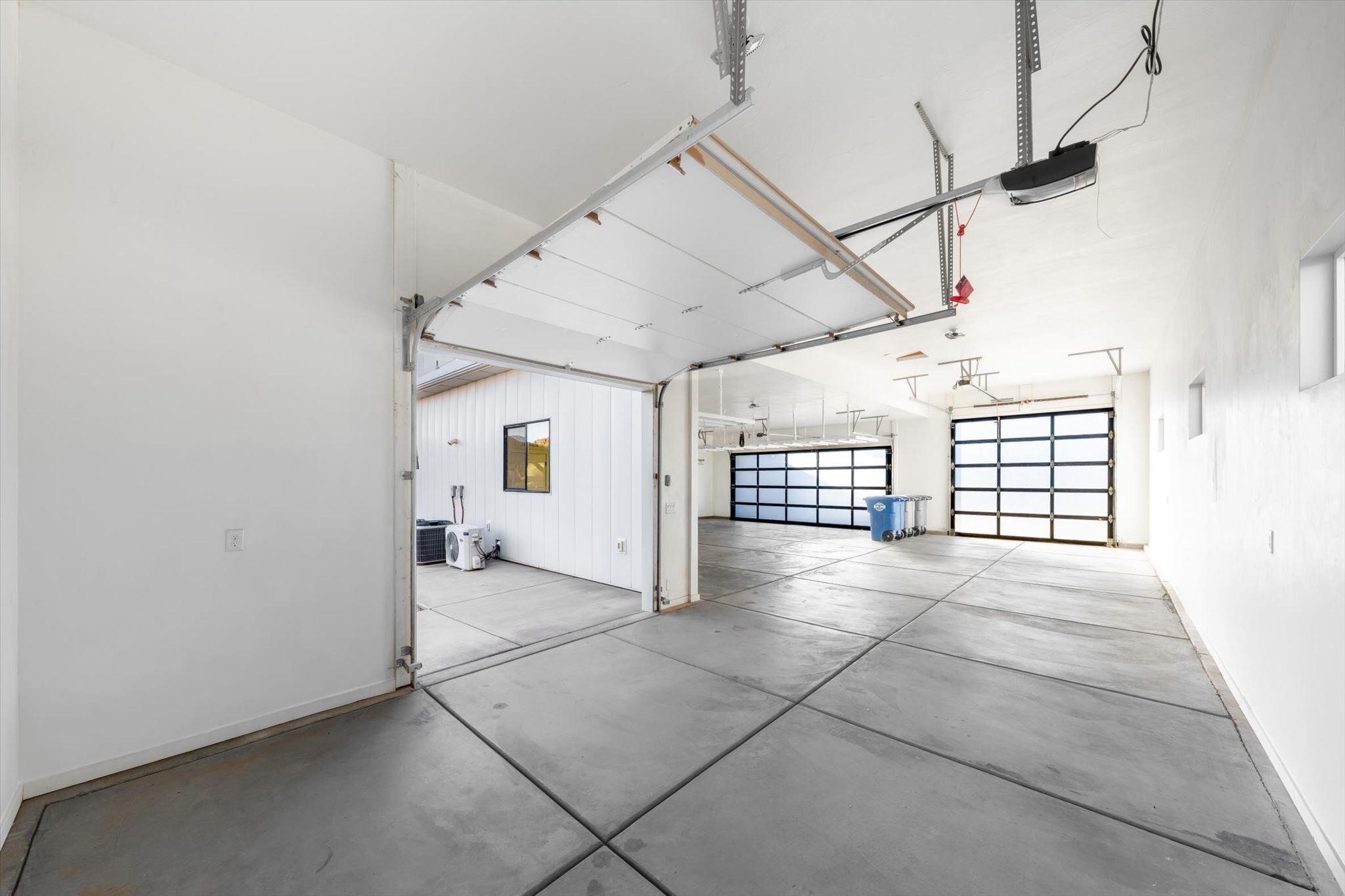 4103 South Little Valley Road St. George, UT 84790 - Photo 99 of 105 RV garage