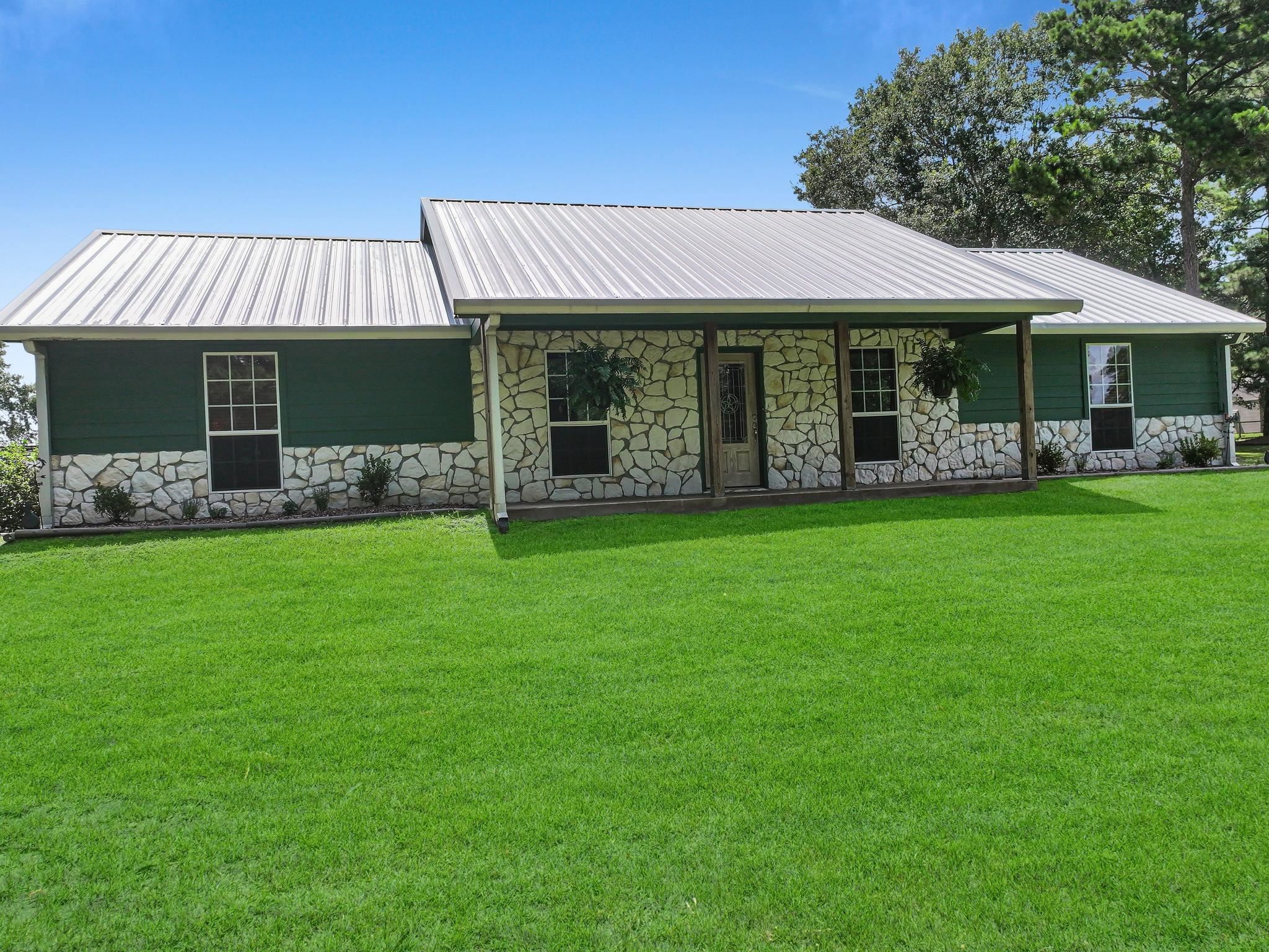 19200 Fm 92 Road Spurger, TX 77660 - Photo 14 of 49