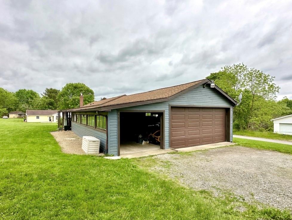 145 Fording Road New Castle, PA 16101 - Photo 4 of 48