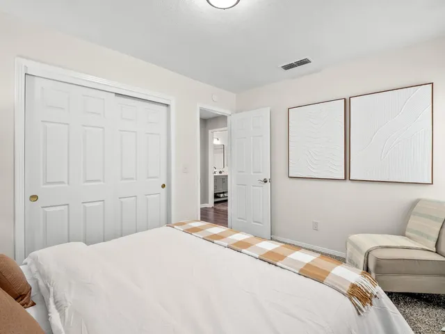 $529,000 | 962 East Buckhill Road, Fresno, CA 93720