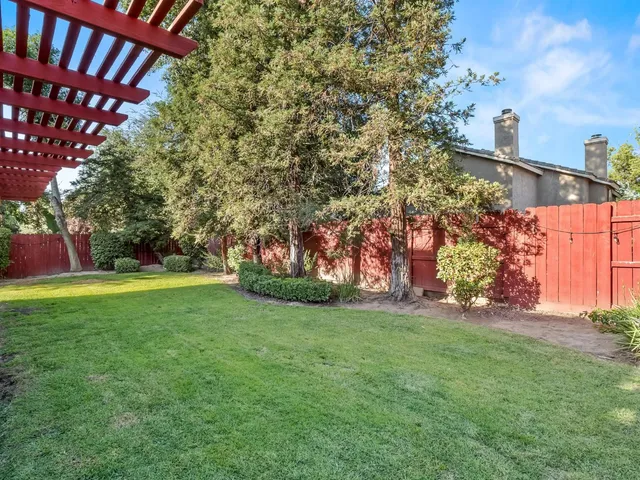 $529,000 | 962 East Buckhill Road, Fresno, CA 93720