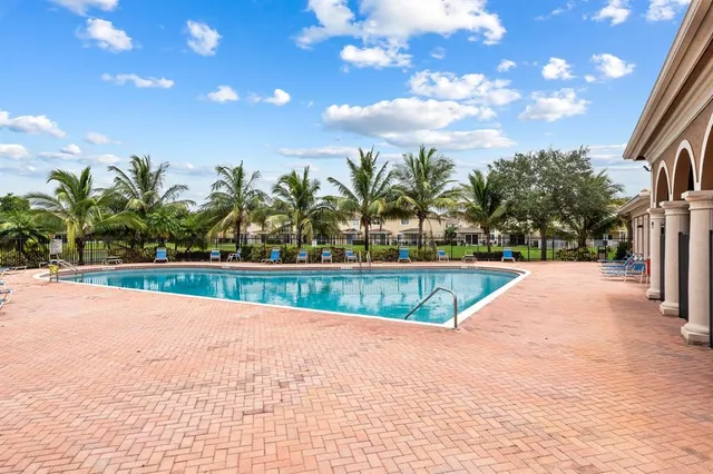 $3,000 | 9057 Plymouth Place, Tamarac, FL 33321