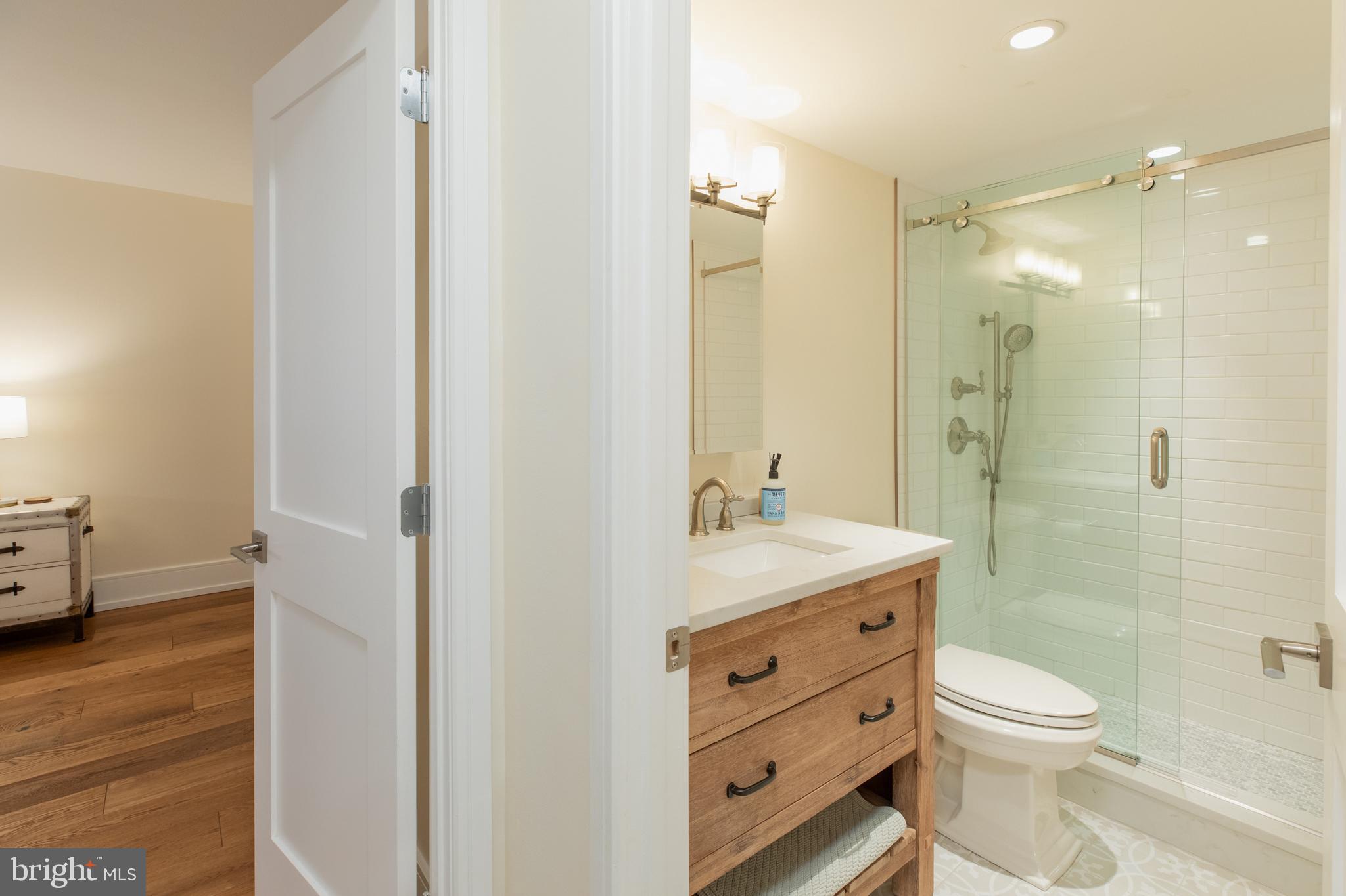 226 West Rittenhouse Square, Unit 1501 Philadelphia, PA 19103 - Photo 19 of 36