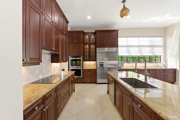$2,649,000 | 8289 Emerald Avenue, Parkland, FL 33076