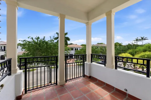 $2,649,000 | 8289 Emerald Avenue, Parkland, FL 33076
