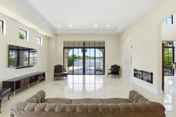 $2,649,000 | 8289 Emerald Avenue, Parkland, FL 33076