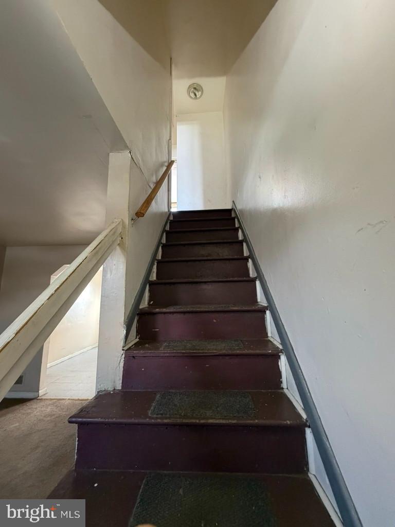 4519 Pall Mall Road Baltimore, MD 21215 - Photo 10 of 19 a view of entryway