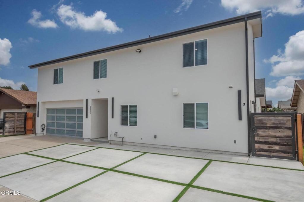 1004 Jurymast Drive, Unit 2 Oxnard, CA 93030 - Photo 1 of 6