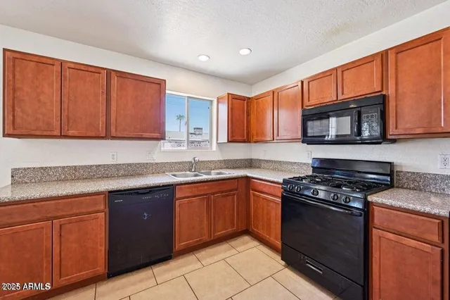 $2,150 | 1532 West 6th Street, Tempe, AZ 85281