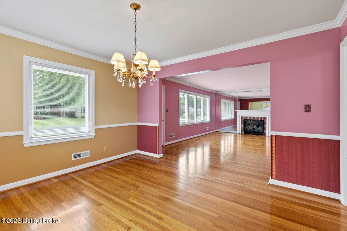 3531 Graham Road Louisville, KY 40207 - Photo 4 of 30 Large formal dining room