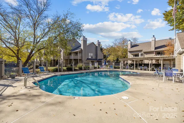 $1,650 | 2505 Stockbridge Drive, Charlotte, NC 28210