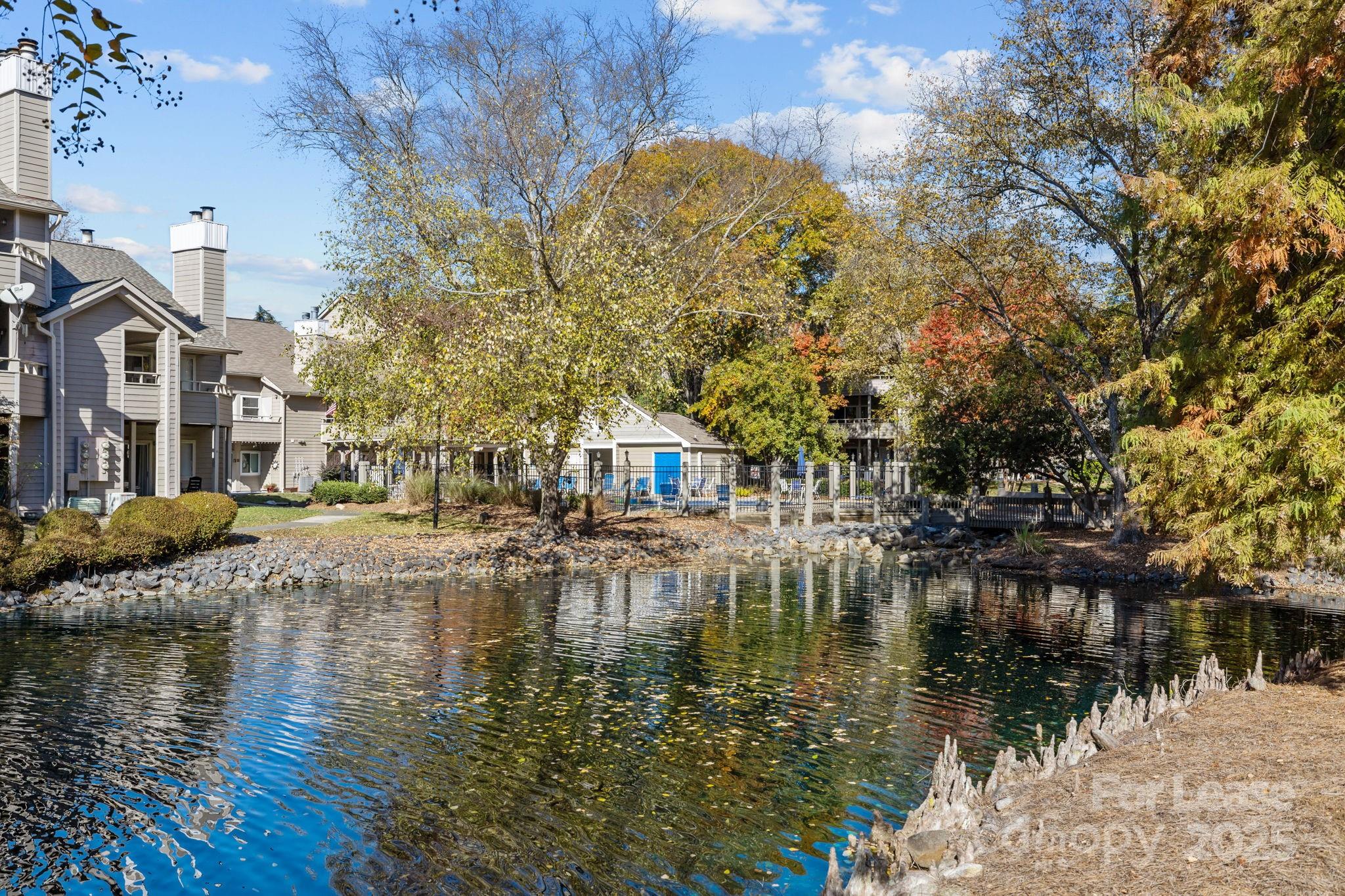 2505 Stockbridge Drive, Unit B Charlotte, NC 28210 - Photo 31 of 37