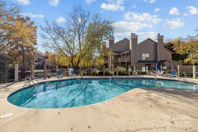 $1,650 | 2505 Stockbridge Drive, Charlotte, NC 28210