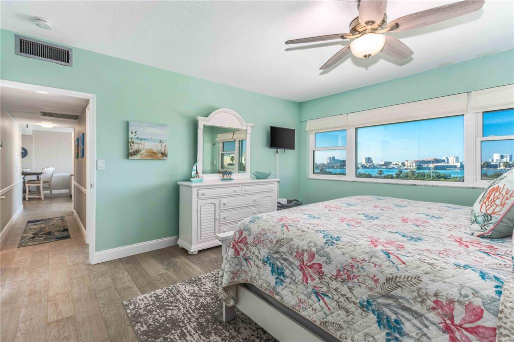 31 Island Way, Unit 409 Clearwater Beach, FL 33767 - Photo 20 of 45