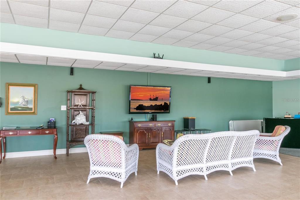 31 Island Way, Unit 409 Clearwater Beach, FL 33767 - Photo 39 of 45