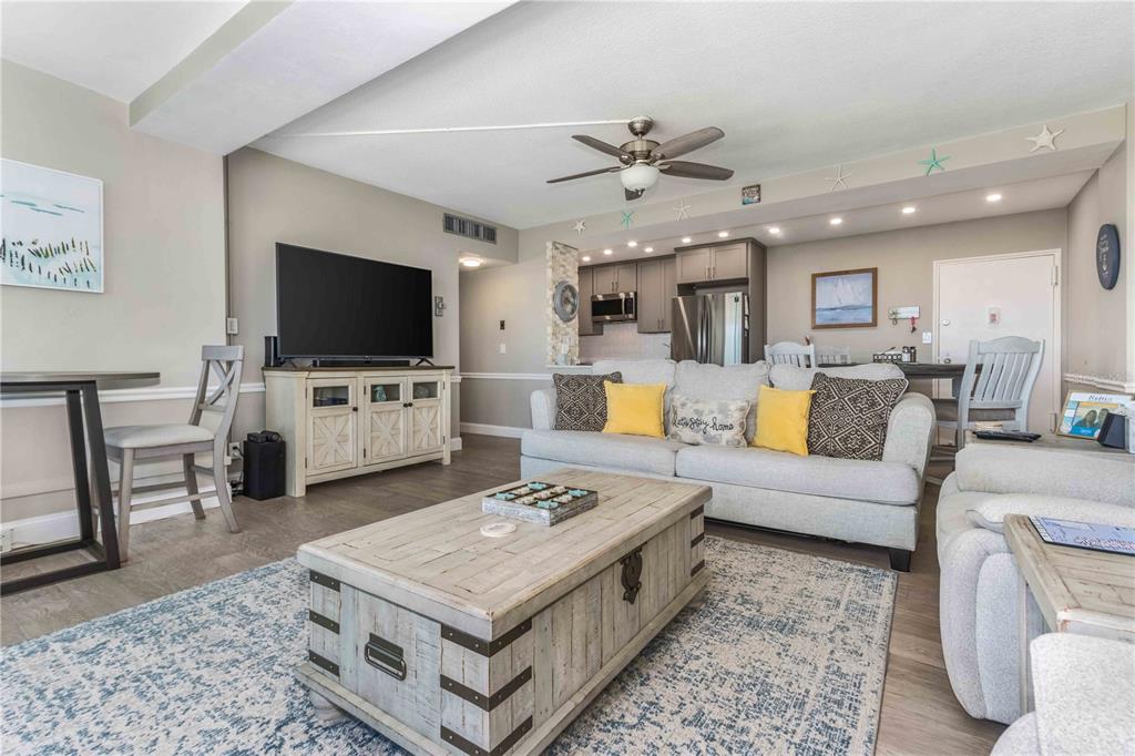 31 Island Way, Unit 409 Clearwater Beach, FL 33767 - Photo 7 of 45
