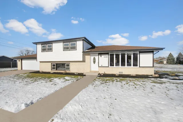 $389,873 | 11756 South Leamington Avenue, Alsip, IL 60803