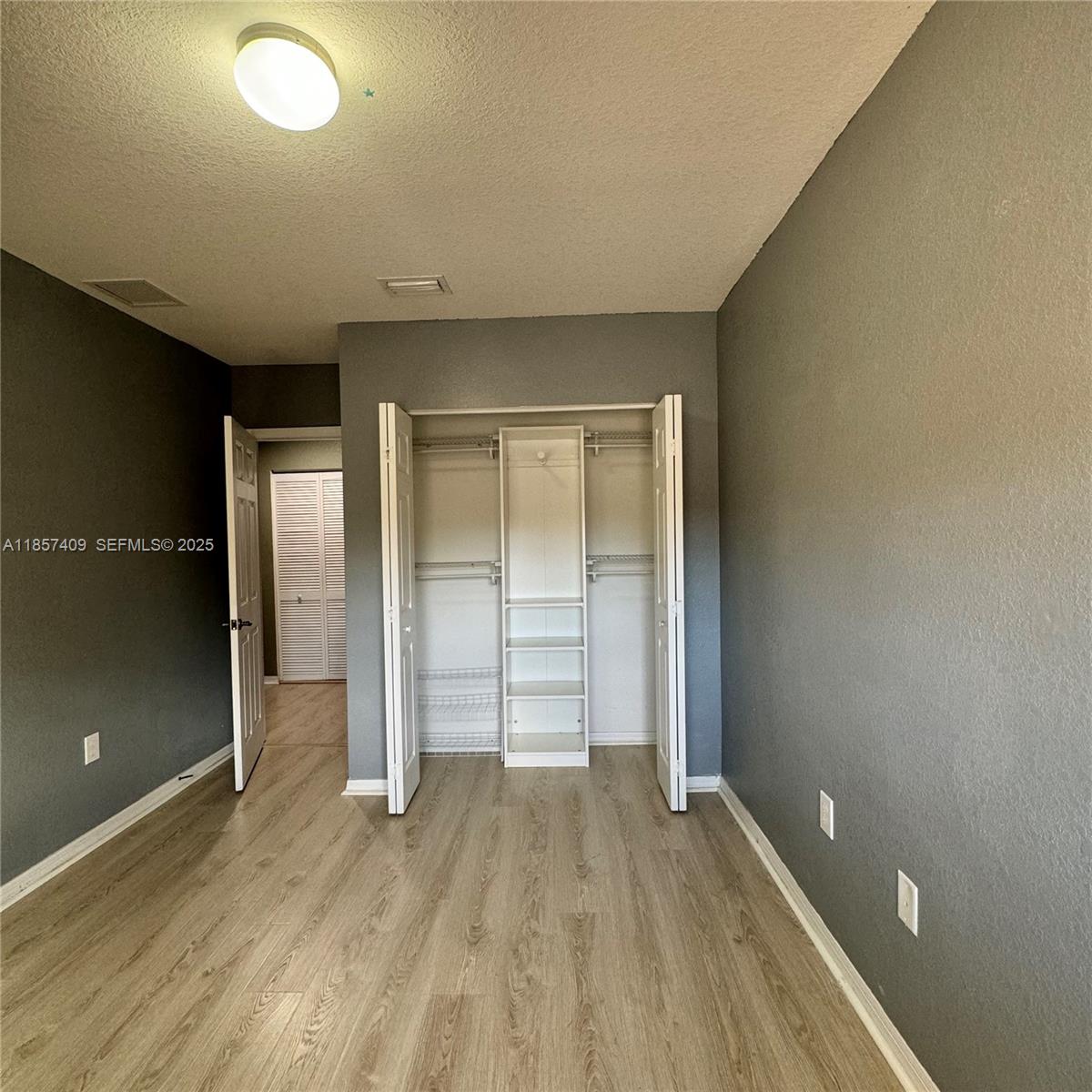 1855 Southwest 89th Terrace Miramar, FL 33025 - Photo 12 of 28